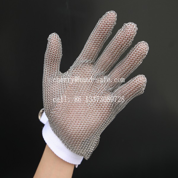 Zhong He Ring Mesh Safety Products attended the 116th Anping Mesh Fair