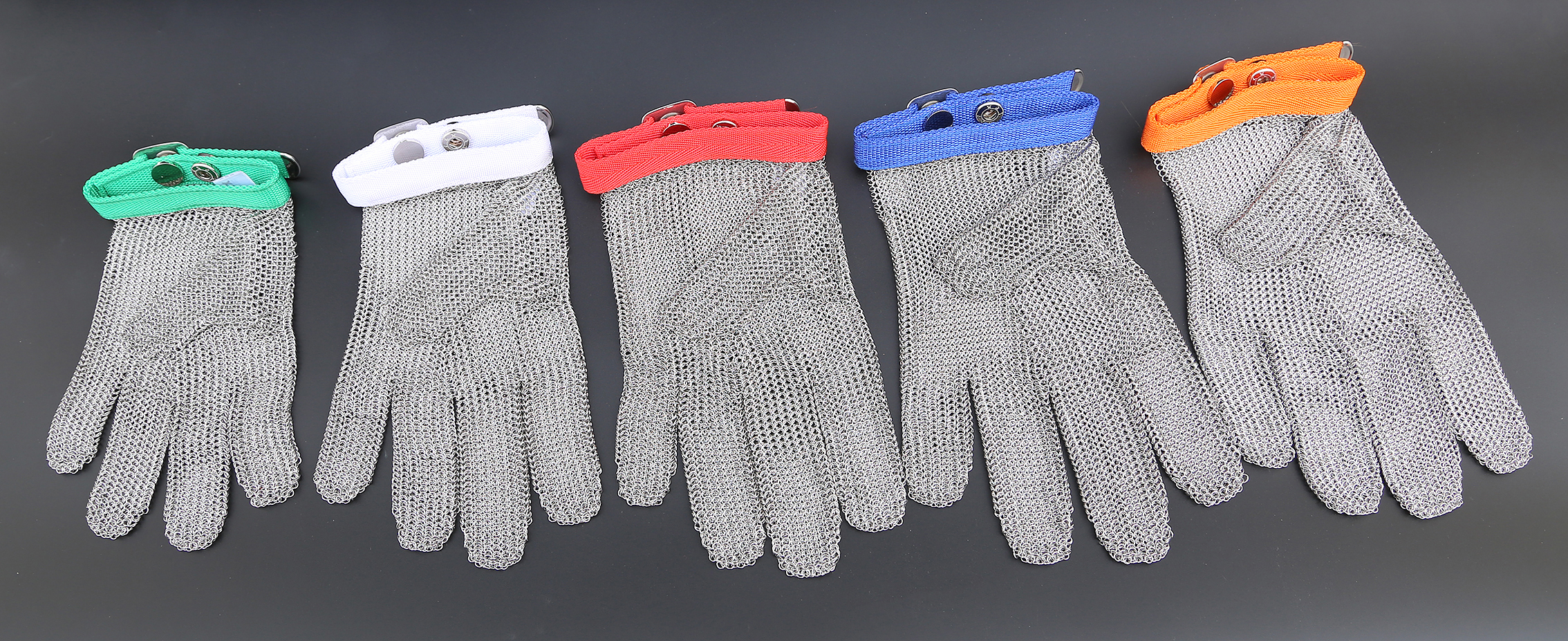 Main properties and use of stainless steel protective gloves